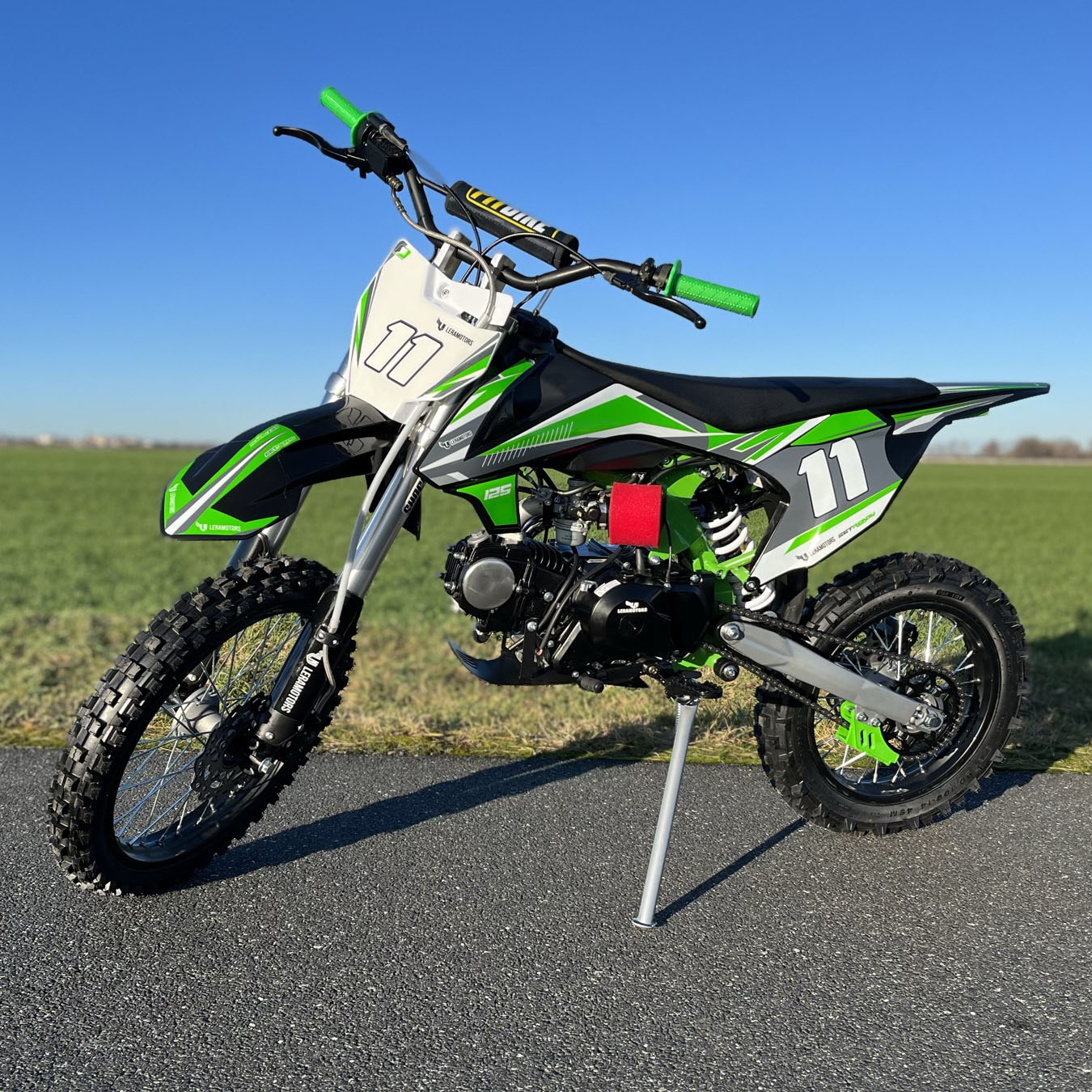 Dětská benzínová motorka Pitbike Leramotors SHARK E-START 125ccm 4T 17/14 - zelená